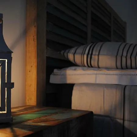 לינה וארוחת בוקר Festina Lente 3*