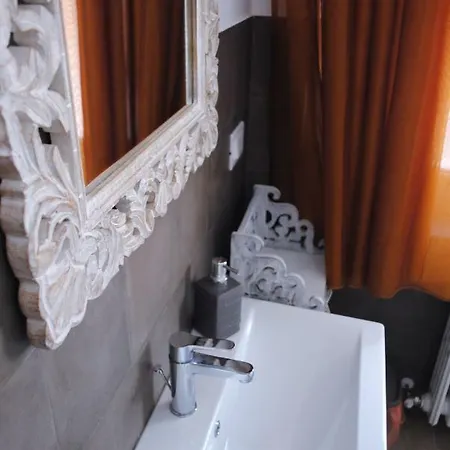 Festina Lente Bed & Breakfast